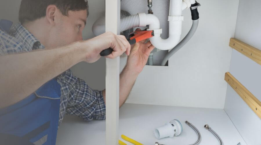 Expert burst pipe repair services in Flovilla, GA